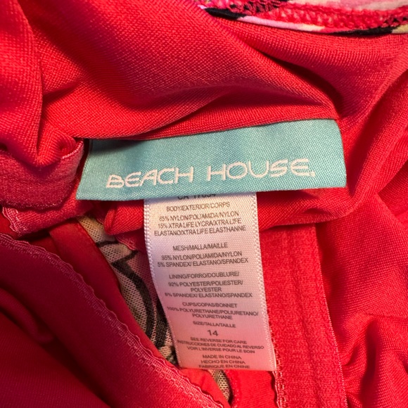 Beach House Tankini - Picture 5 of 6